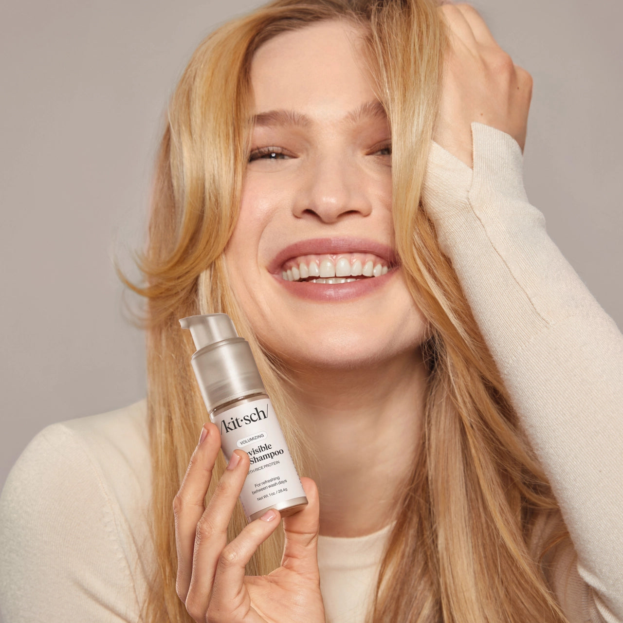 VOLUMIZING RICE PROTEIN DRY SHAMPOO - INVISIBLE | KITSCH