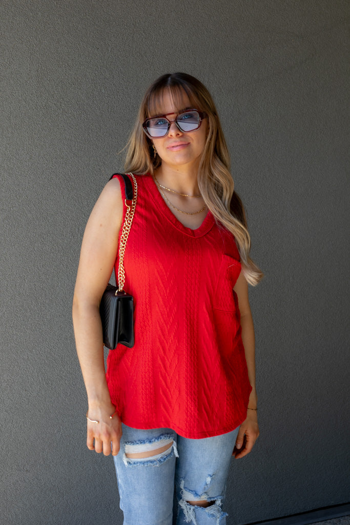 NEW TOVE SLEEVELESS TOP (RED)