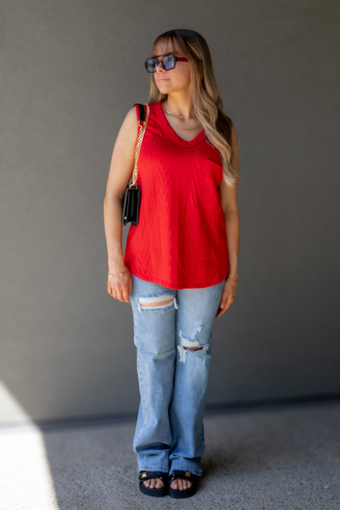 NEW TOVE SLEEVELESS TOP (RED)