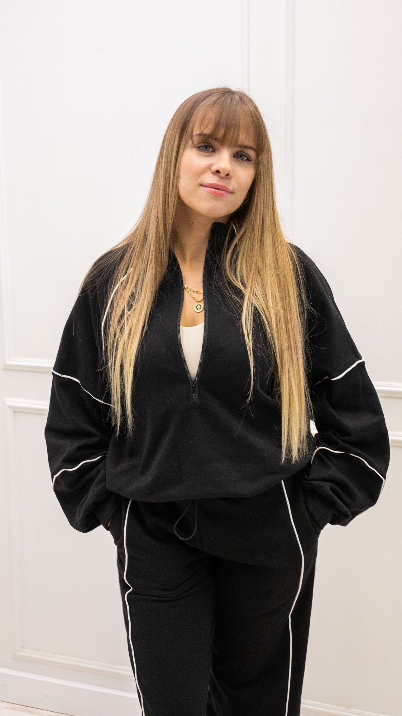 AINSLEY TERRY JOGGER SET (BLACK & WHITE)