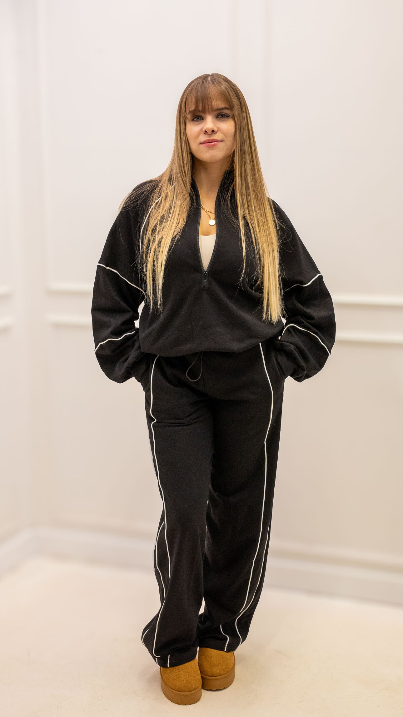 AINSLEY TERRY JOGGER SET (BLACK & WHITE)