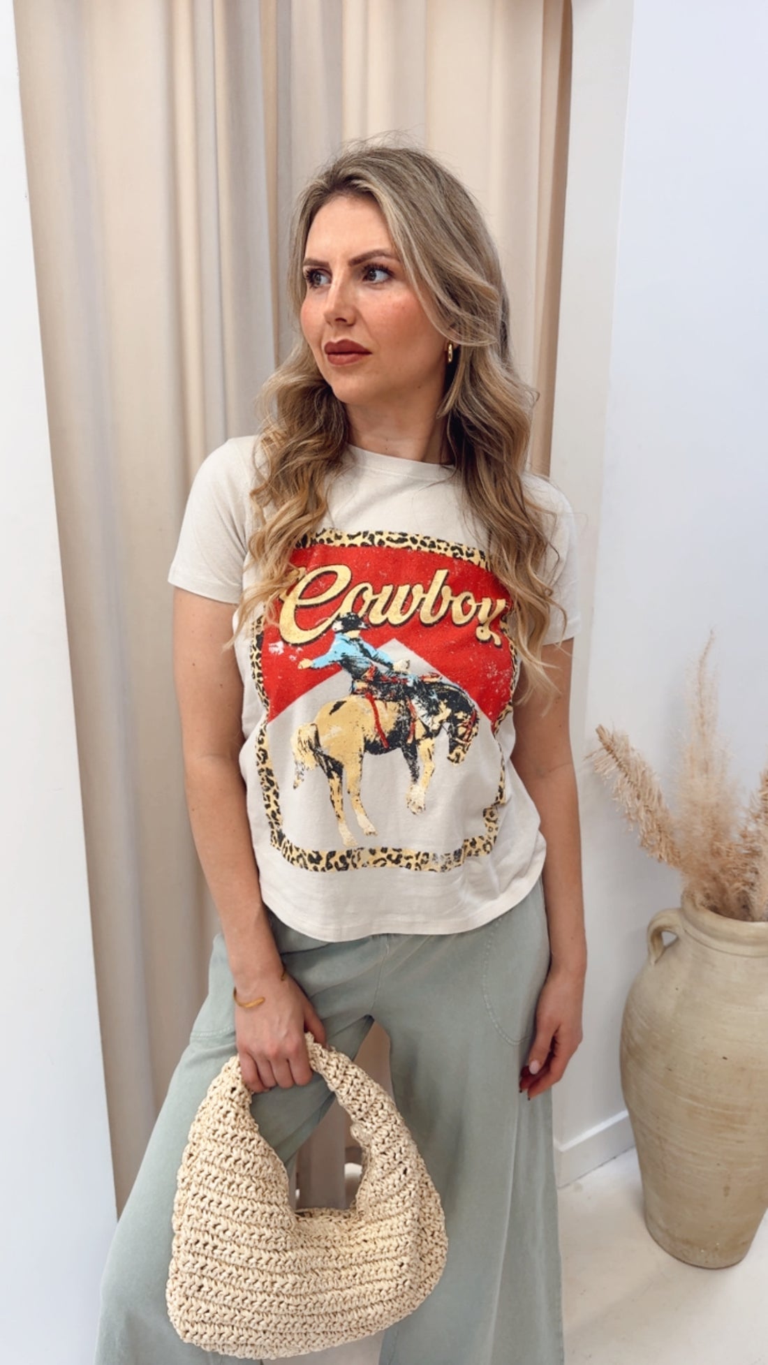WESTERN VINTAGE COWBOY LEOPARD FRAME GRAPHIC TOP