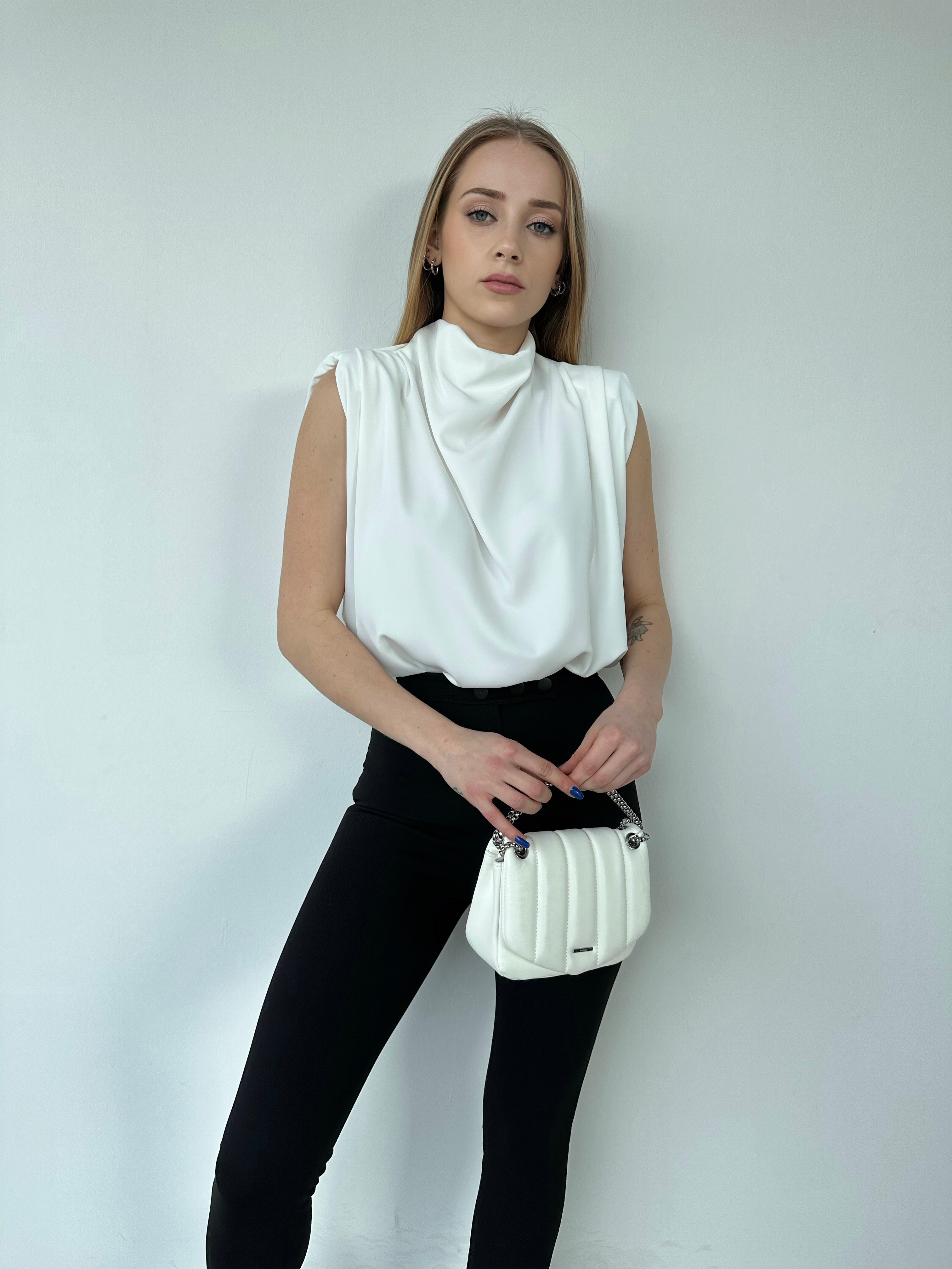 WELLINGTON SATIN BLOUSE (IVORY)