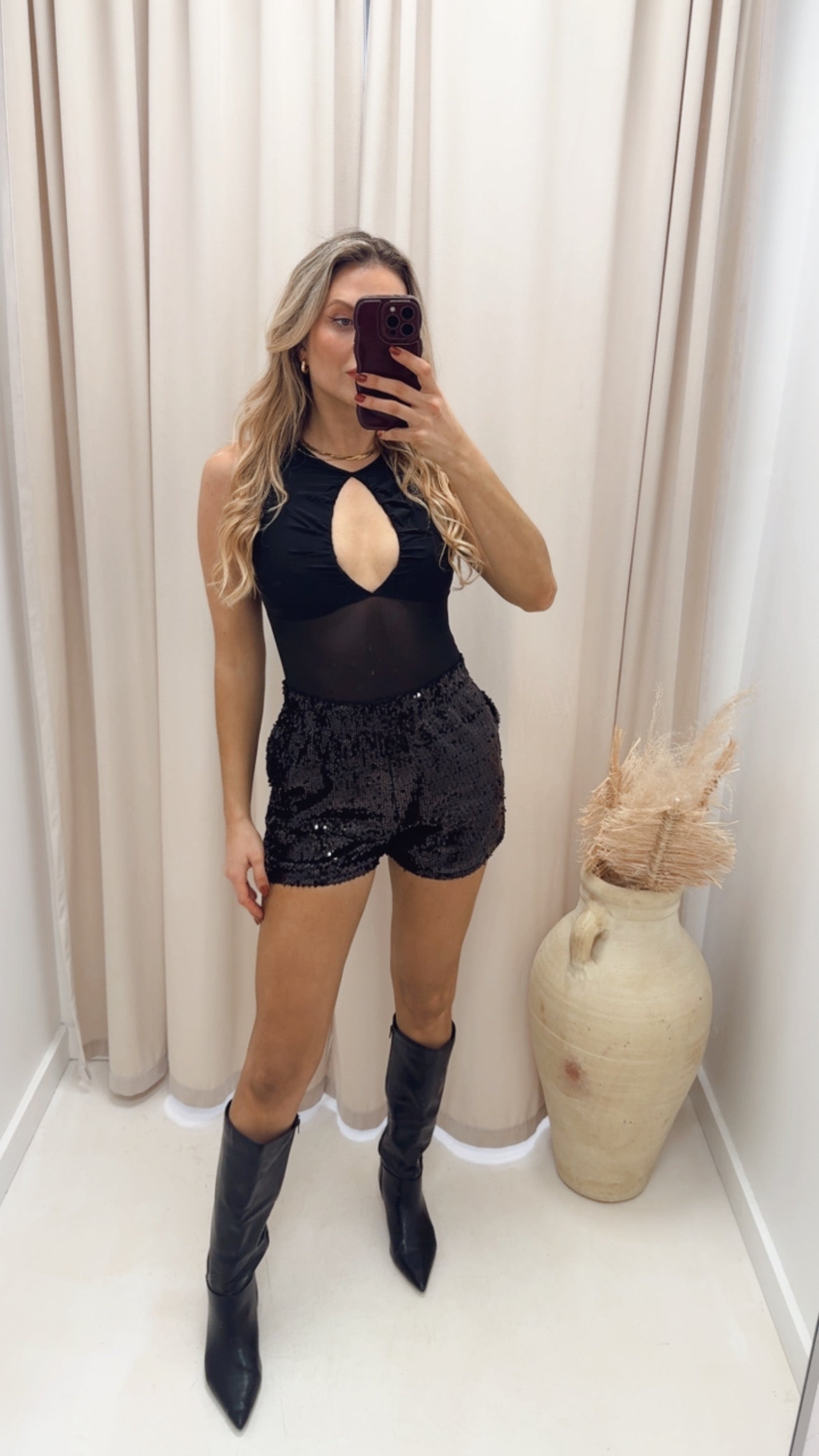 SEQUIN SHORTS (BLACK)