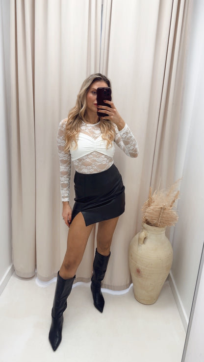 LACE TOP (WHITE)