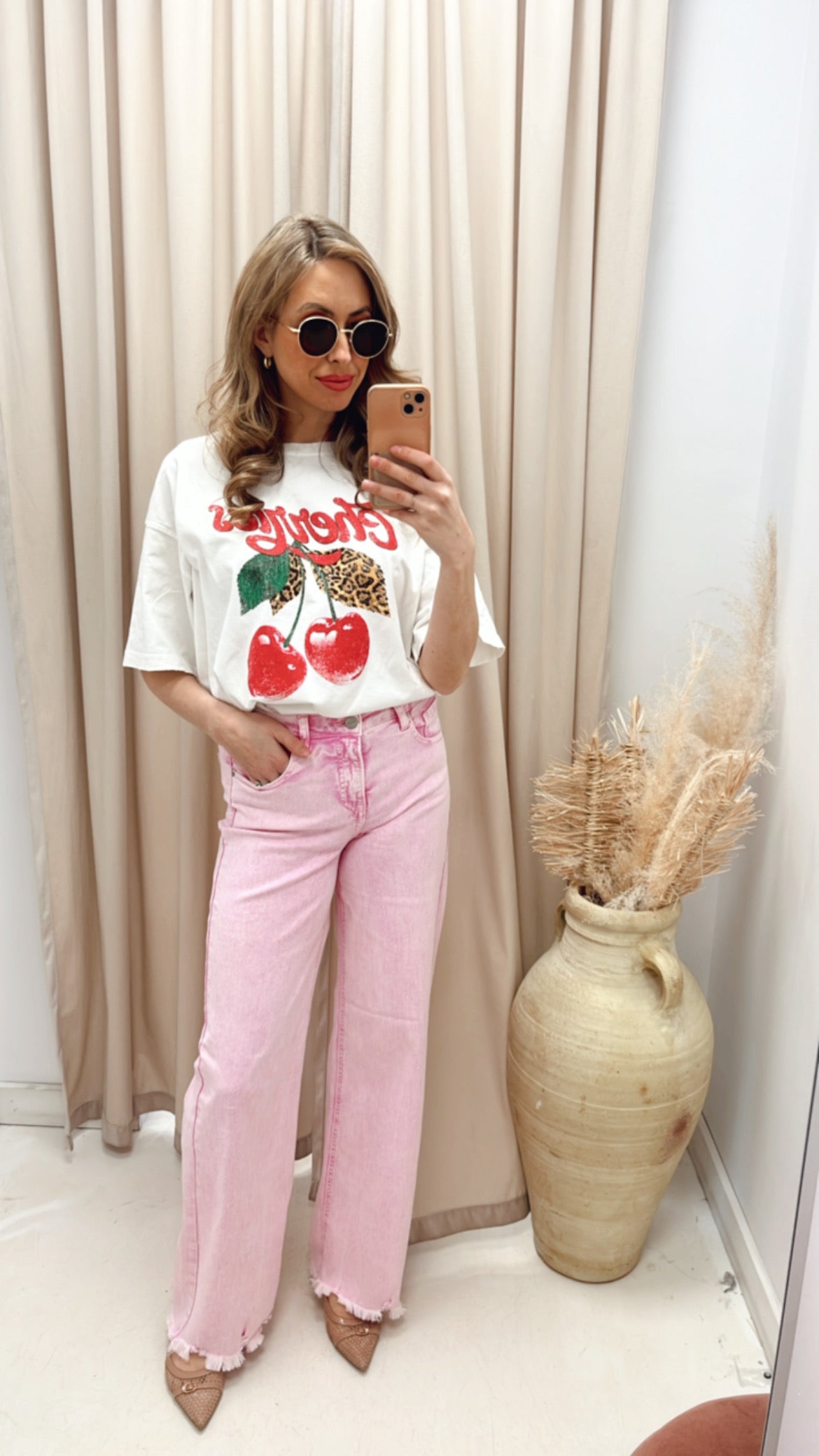 NEW CHERRY GRAPHIC T-SHIRT (WHITE/RED)