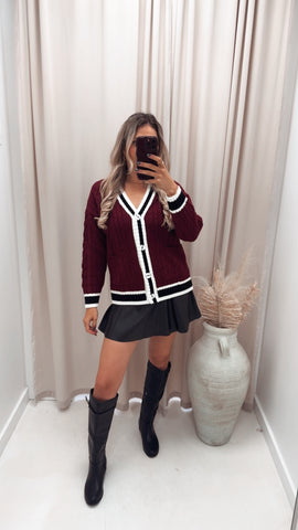 CLARET BUTTON UP CARDIGAN (BURGUNDY)