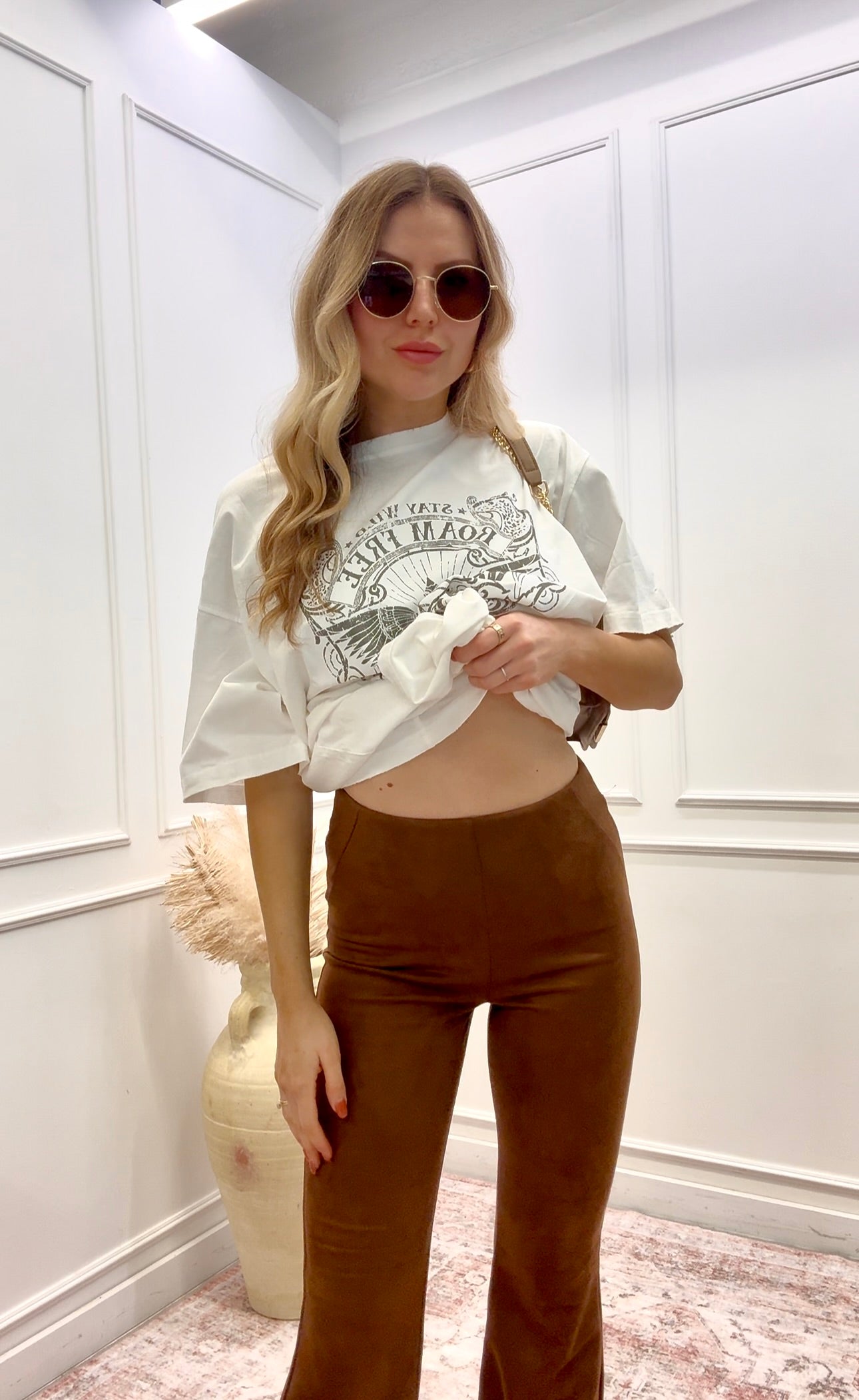 NEW LEONA SUEDE HIGH RISE FLARE PANTS (BROWN)