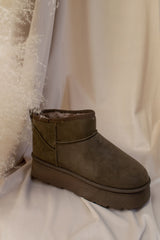 NEW OLIVIA PLATFORM UGGS (MOCHA)