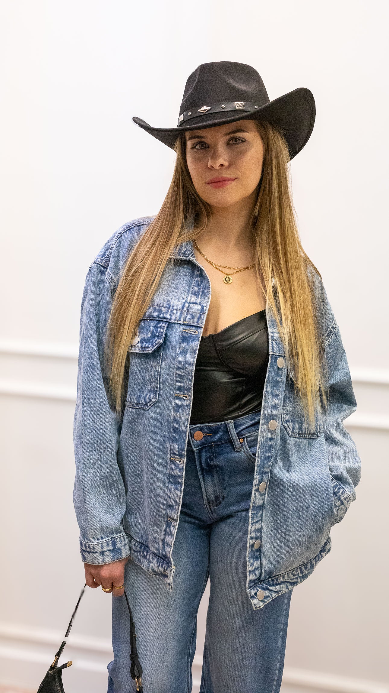 AMANDA OVERSIZED DENIM SHACKET- LIGHT (RISEN)