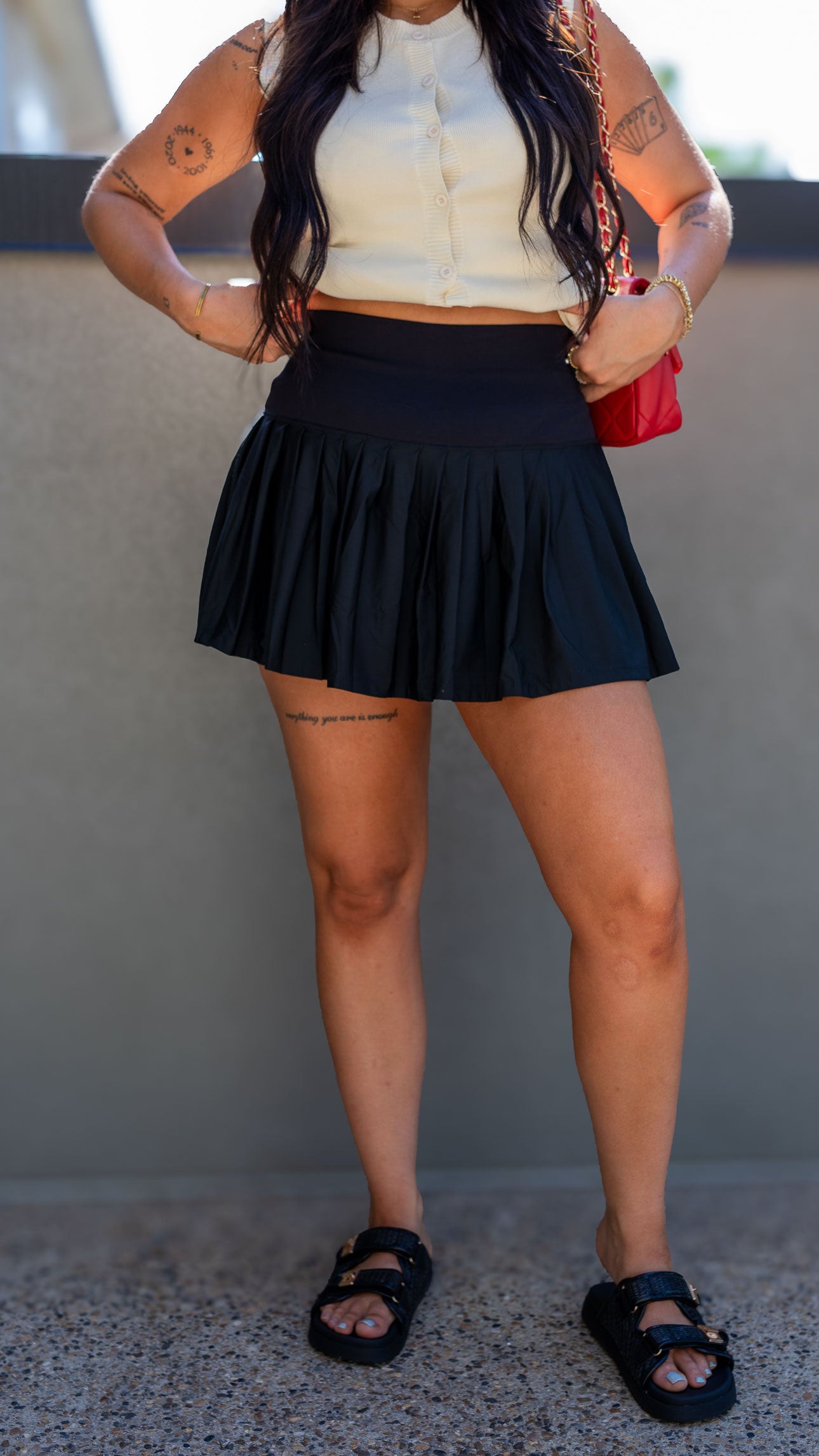 TERRI PLEATED SKORT (BLACK)