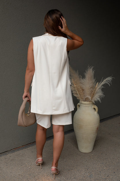 NEW ALTHEA TIE WAIST SHORTS (CREAM)
