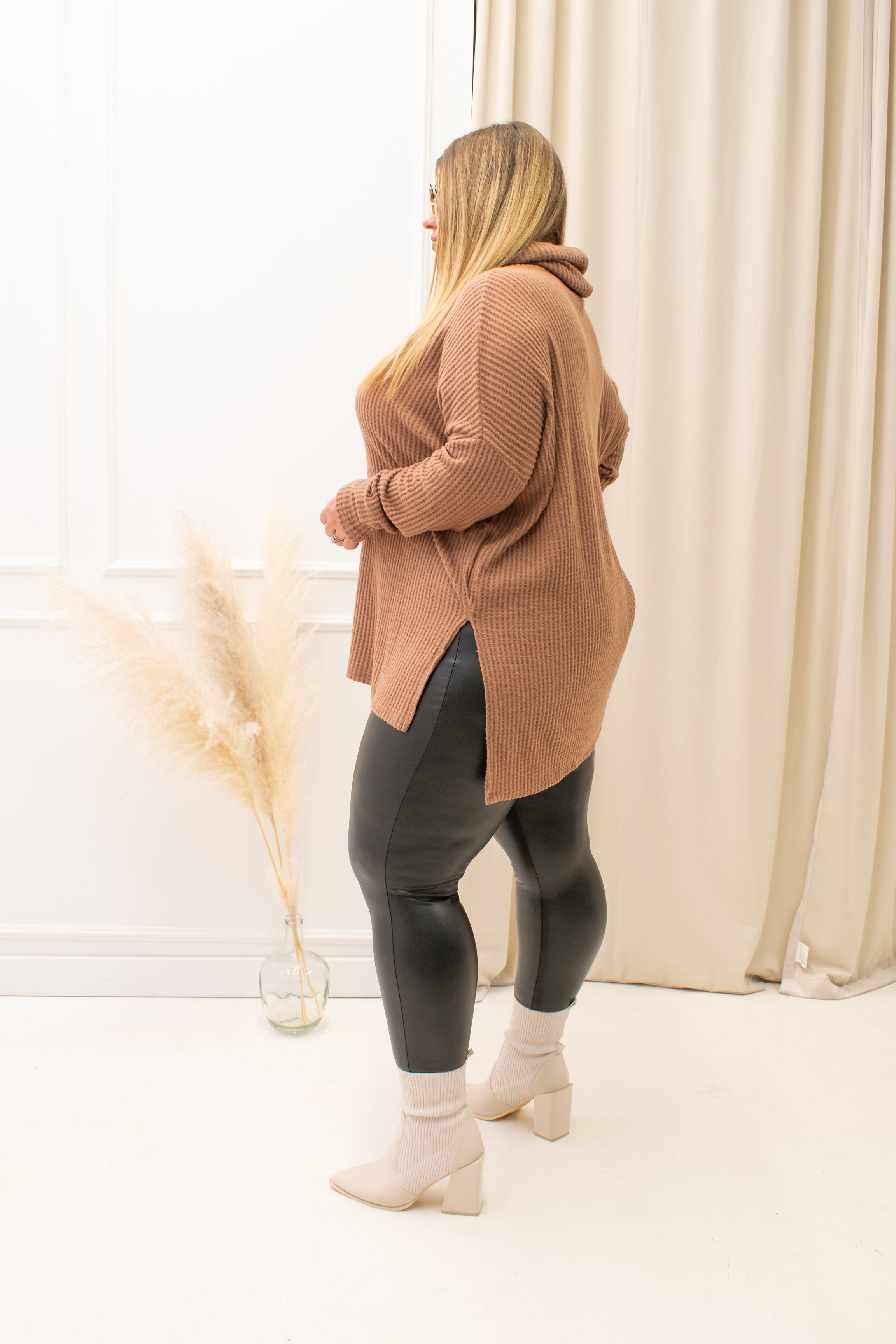 NEW ZOSIA WAFFLE TOP | CURVY